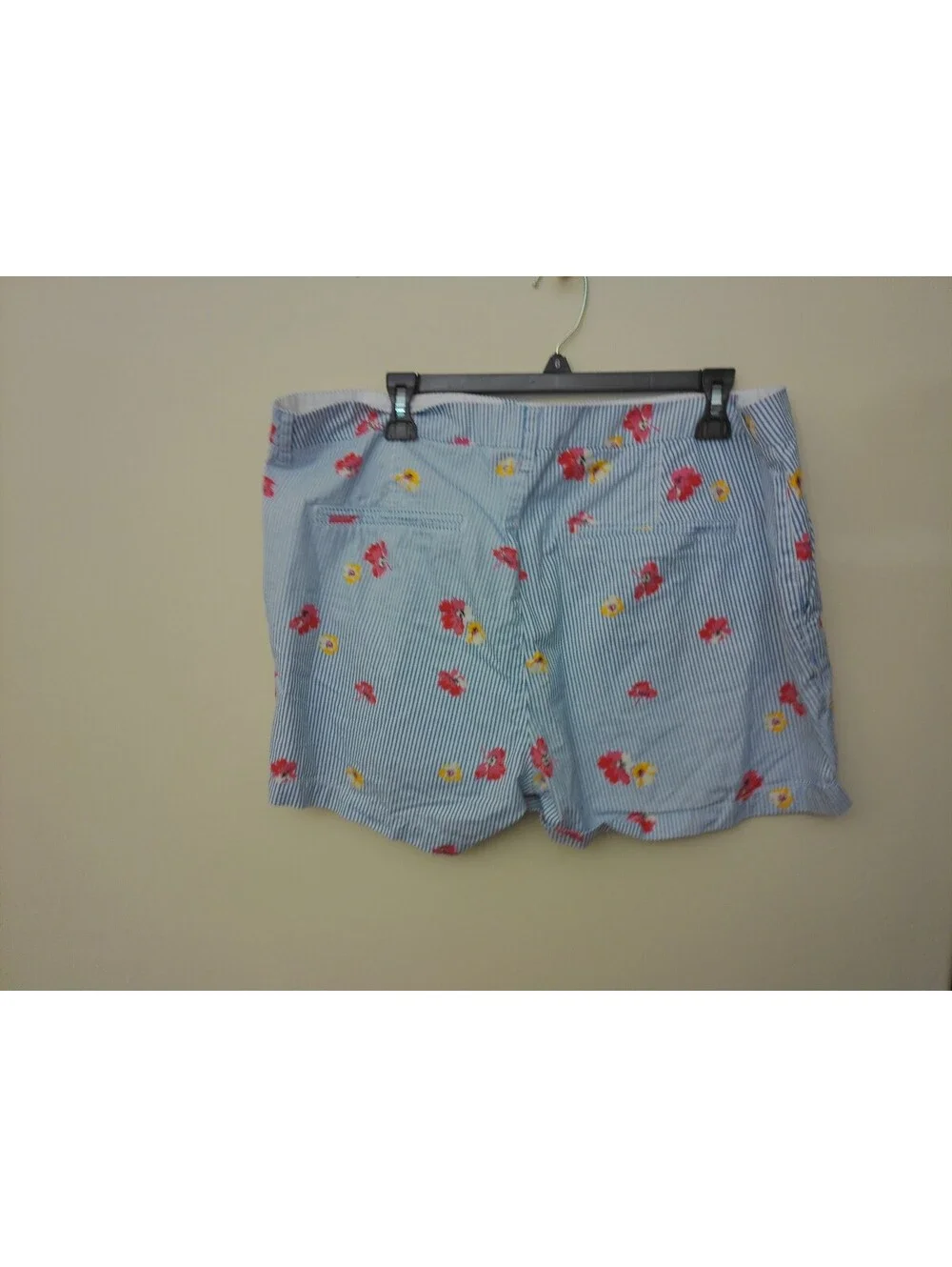 Old Navy Womens Everyday Shorts Size 16 Blue White Striped Floral Seersucker